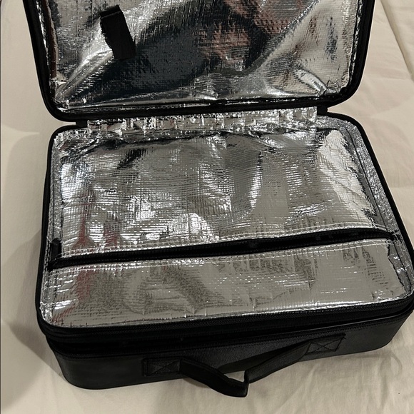 Black Cosmetic/Camera/Equipment Bag - Picture 5 of 10